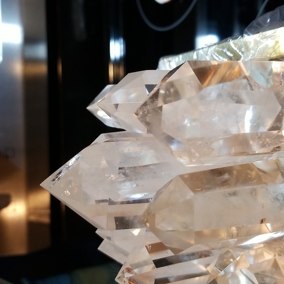 Real Clear Quartz Crystals and Brass Box With Light/Table Lamp - Picture 6 of 7